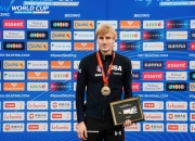 开云官网-运动员创造新世界纪录，获得银牌