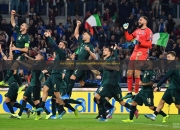 开云体育app-包含国际足球盛宴将上演，球员备战全神的词条