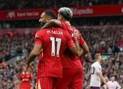 开云体育登录-利物浦险胜晋级，英超四强团结求胜