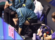 开云体育登录-包含比赛现场球员身体冲突，运动员羞耻撕衣的词条