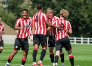 开云体育官方网站-包含斯旺西纽卡斯尔之战，胜者难分胜负的词条