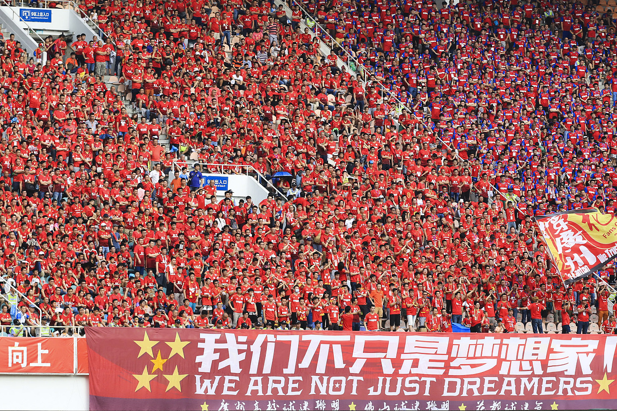 包含激情赛事胜利在望：球队信心满满备战比赛的词条