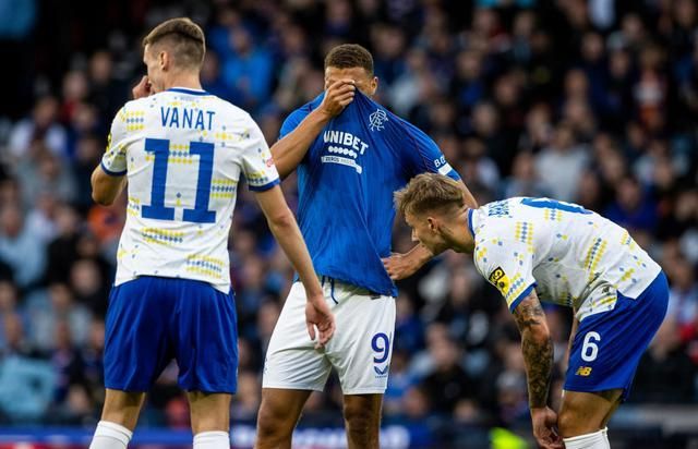 斯帕尔主帅心情低落，球队近场比赛全负形势堪忧的简单介绍