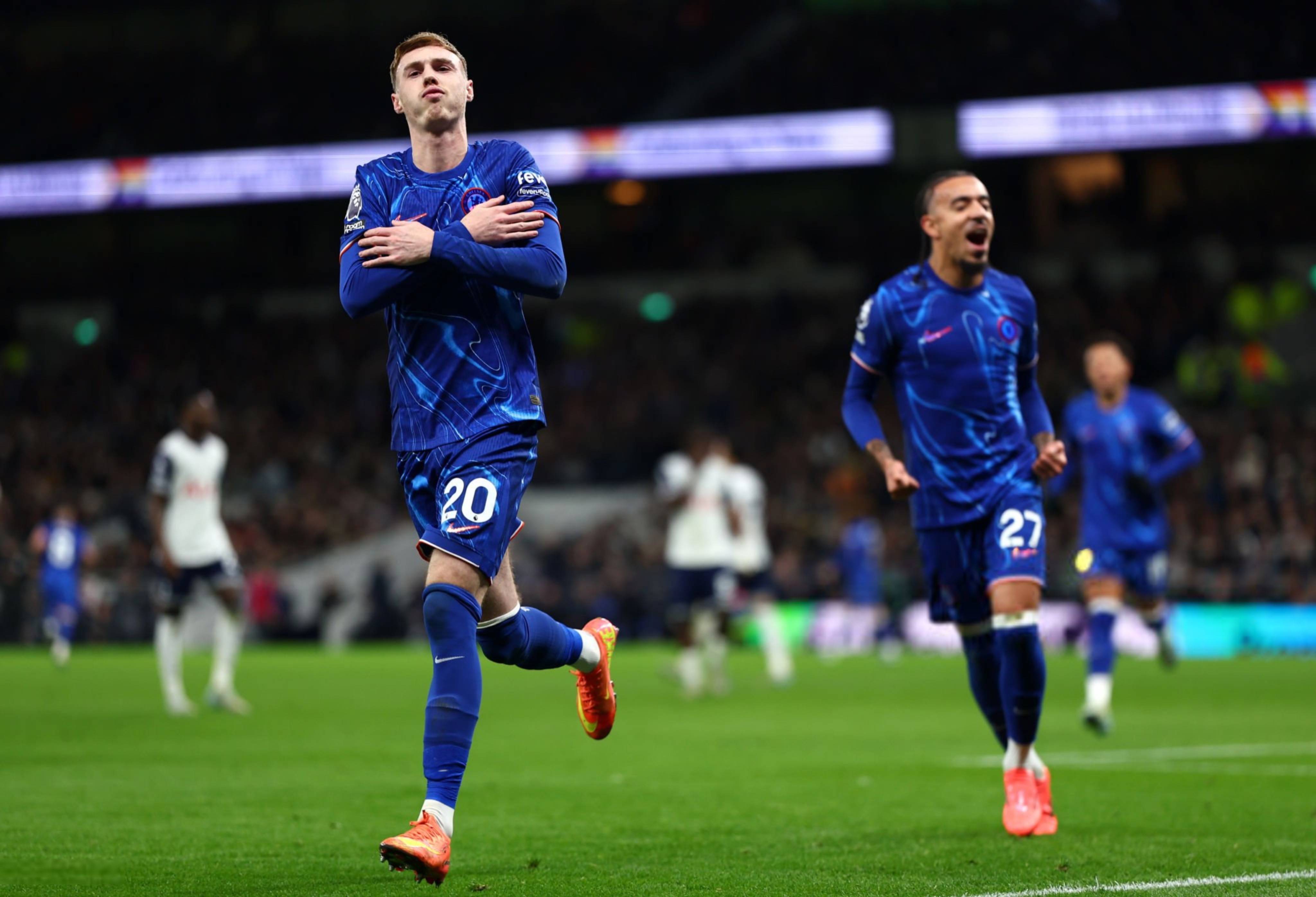 曼联战平曼城，英超争冠形势依然胶着的简单介绍