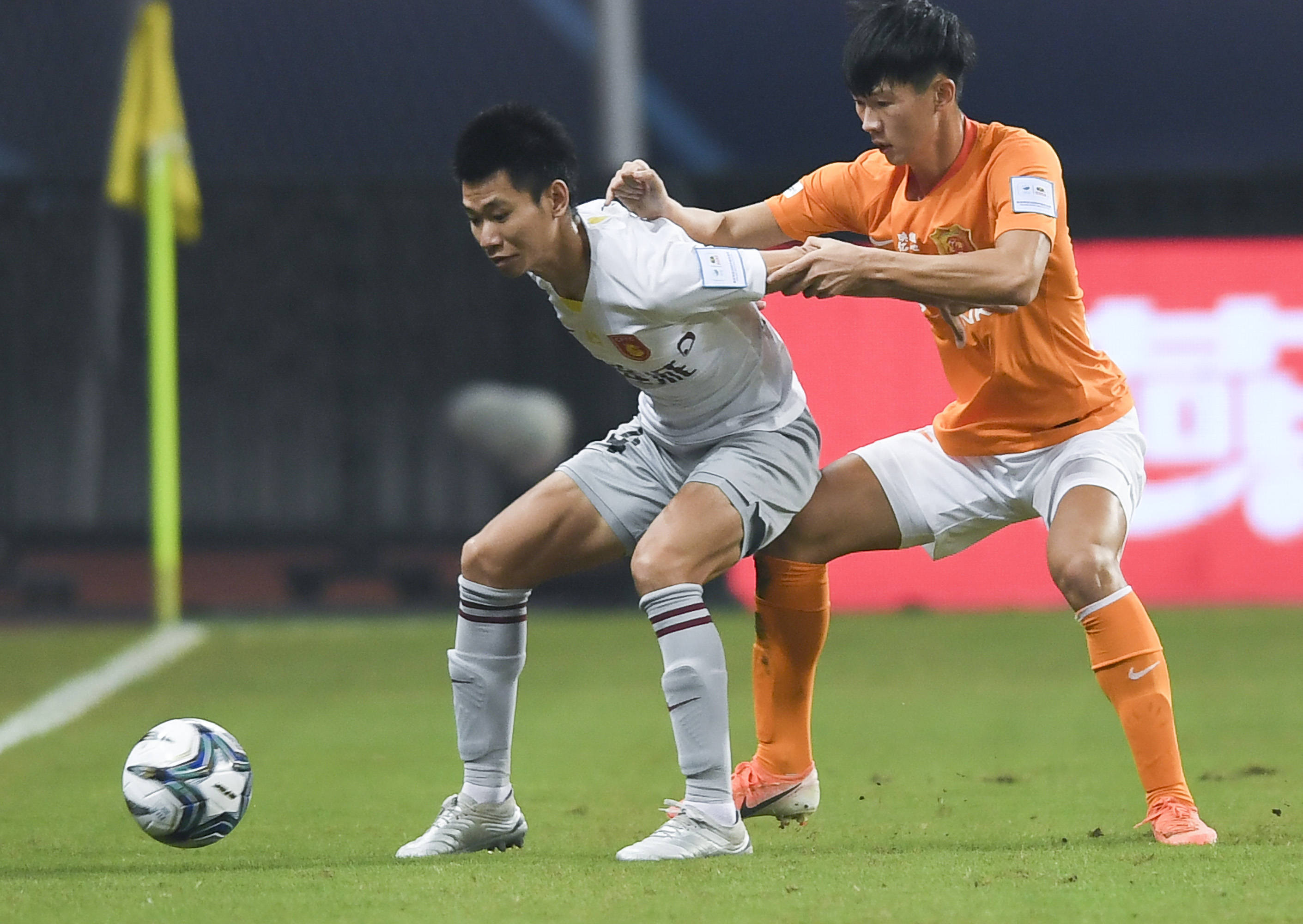 包含河北华夏幸福迎战武汉卓尔,全力保持不败的词条 包含河北华夏幸福迎战武汉卓尔,全力保持不败的词条