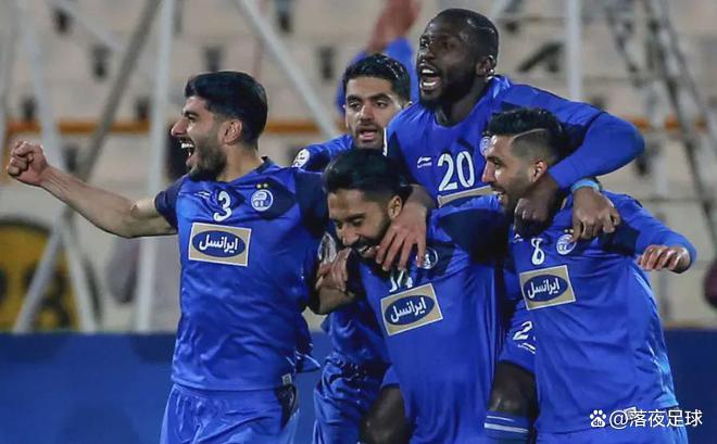 西亚球队攻守俱佳，稳坐亚冠联赛榜首的简单介绍