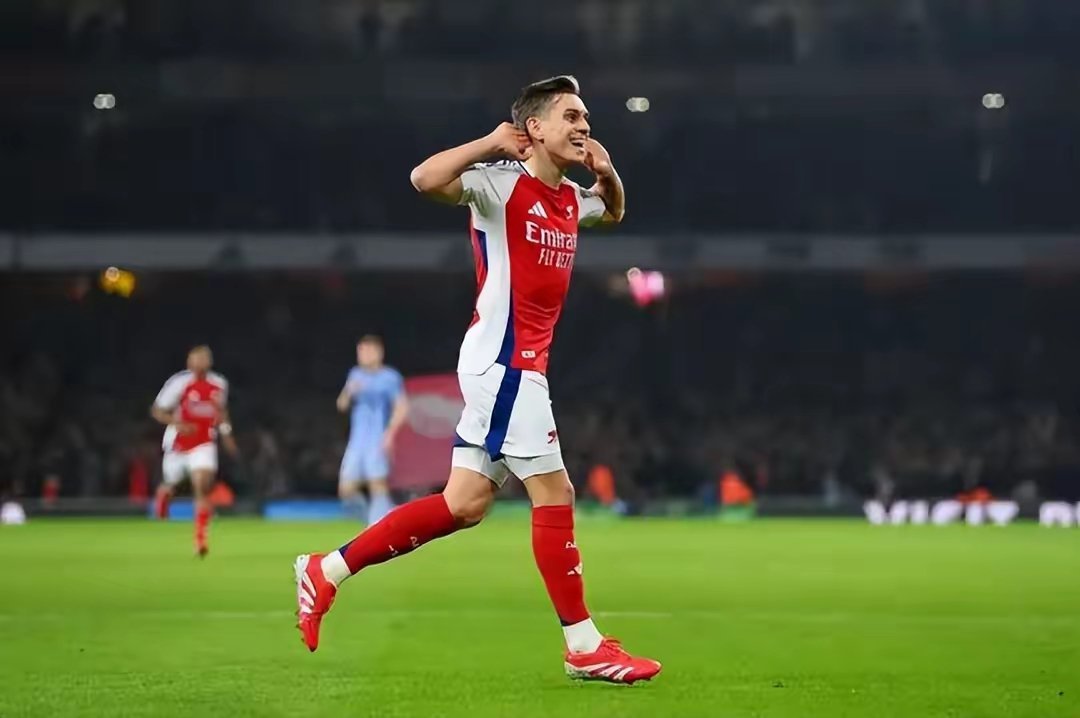 阿森纳凭借梅斯特利尼破门，击败热刺