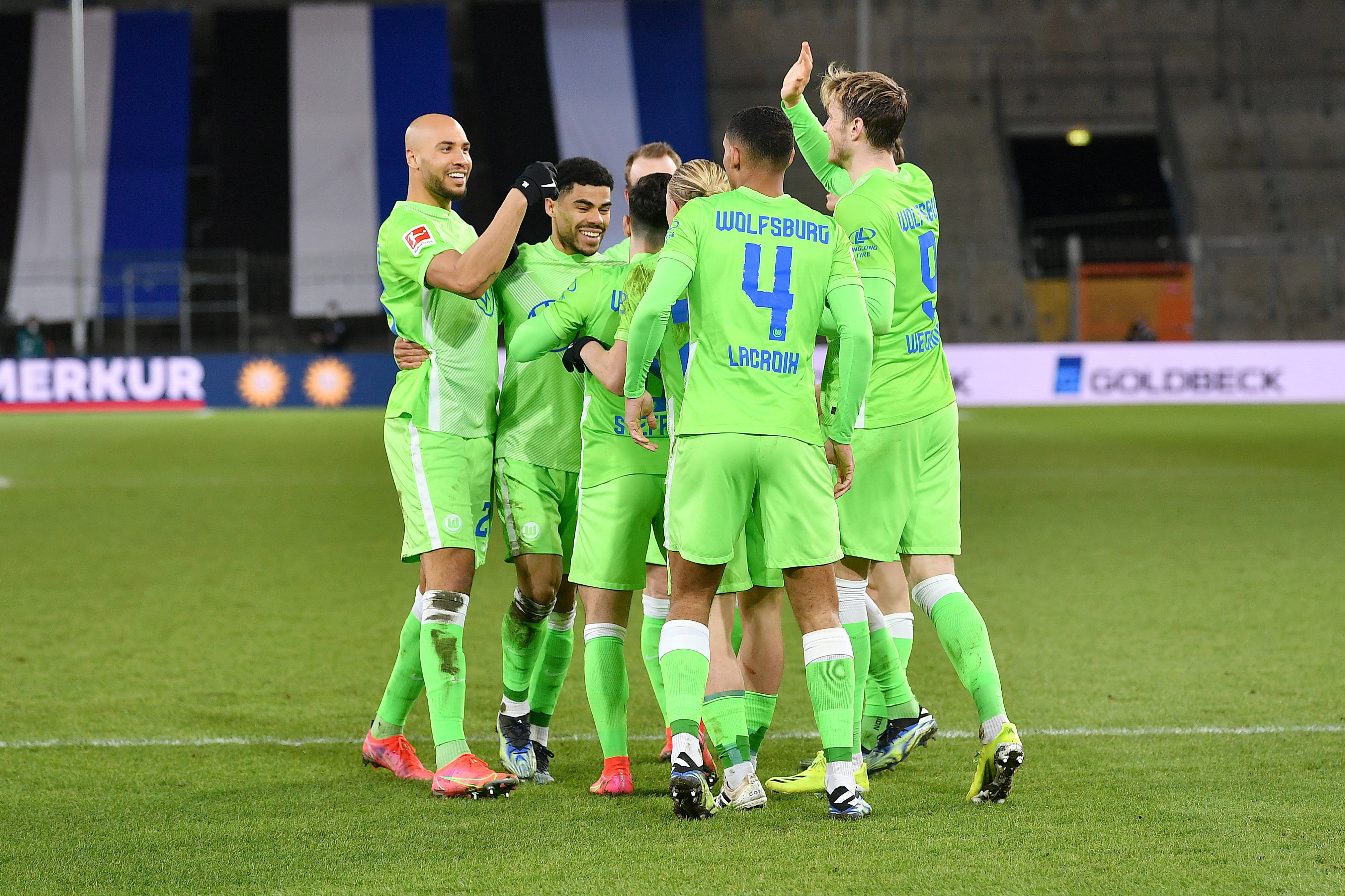 沃尔夫斯堡在一场激烈对决中击败对手的简单介绍