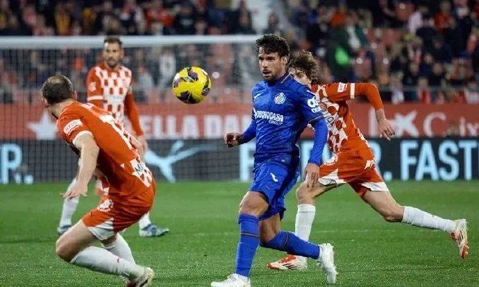 赫塔菲准备主场对战埃瓦尔，争夺关键点的简单介绍