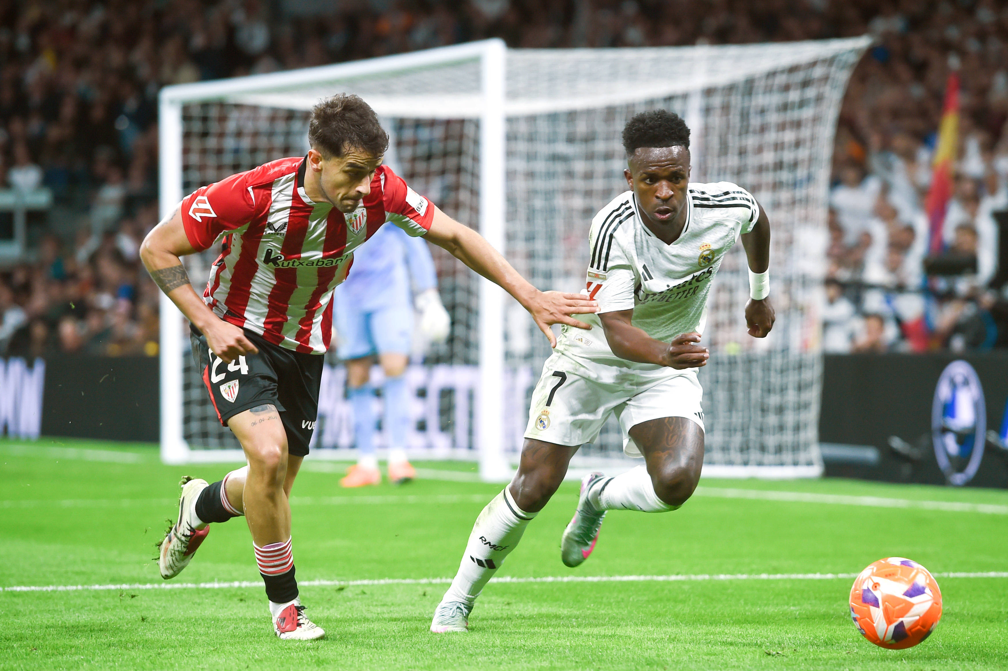 包含皇马主场不敌毕尔巴鄂，遭遇两连败的词条