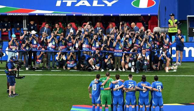 意大利主场惨败,瑞士小组第一晋级 意大利主场惨败,瑞士小组第一晋级