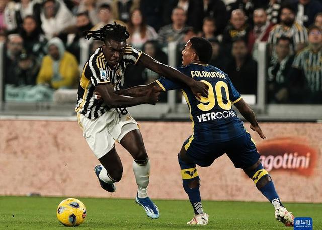 包含尤文图斯主场大胜，扩大领先优势的词条