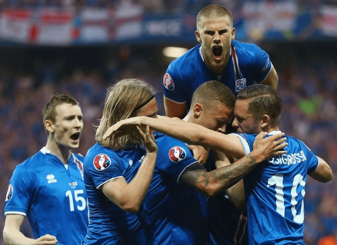 包含冰岛战胜列支敦士登赢得连胜的词条