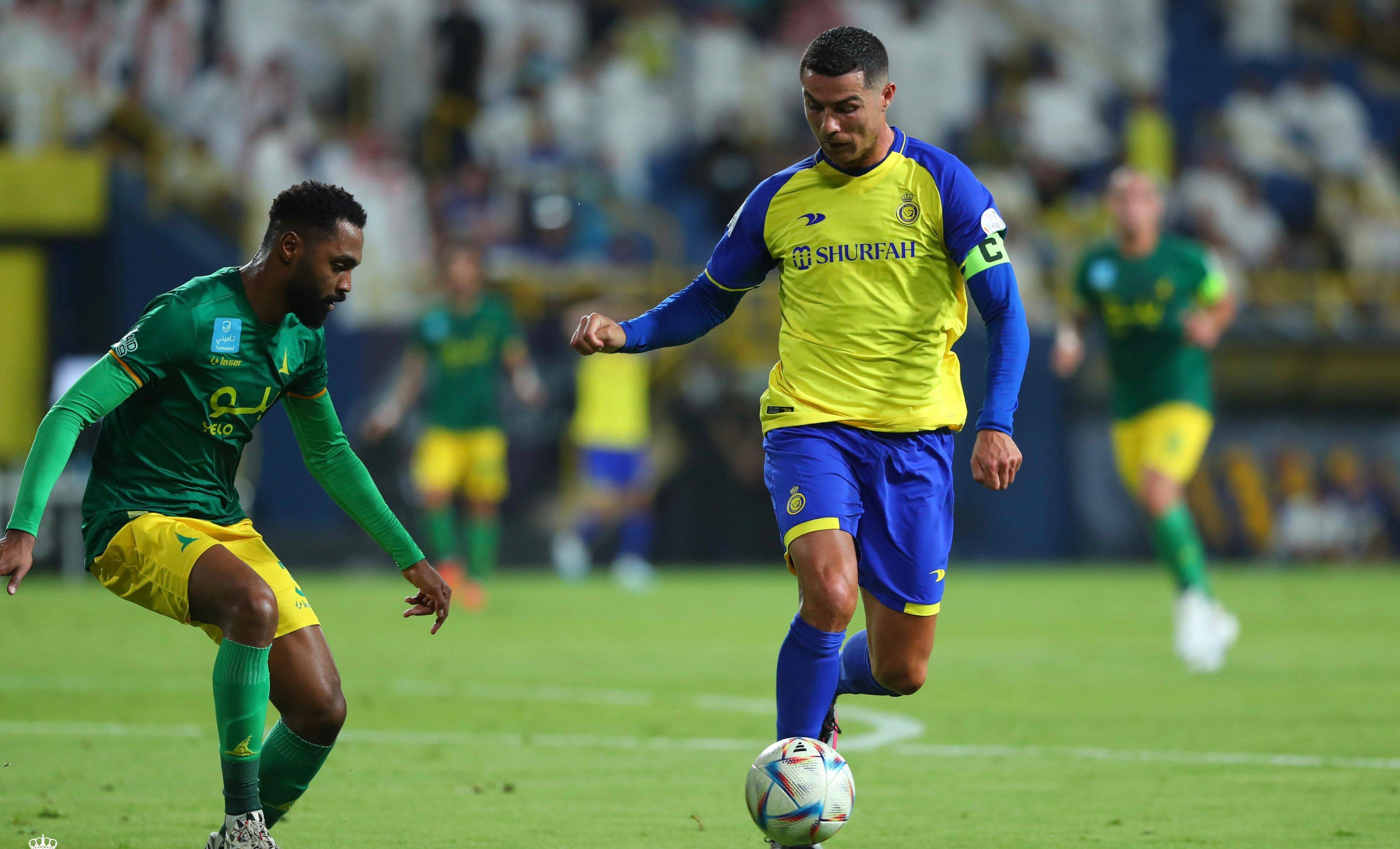 精彩进攻展现球队实力，打出漂亮胜利的简单介绍