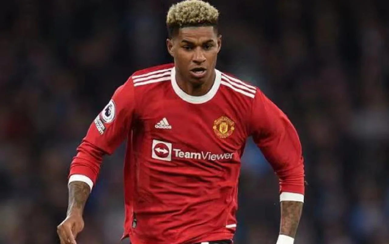 关于伯恩茅斯客场负于曼联，主场连败的信息