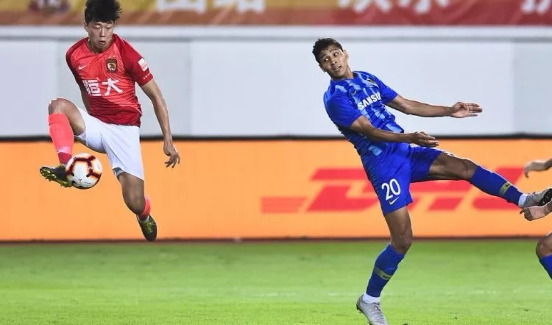 北京人和客场不敌重庆斯威，遭遇逆转