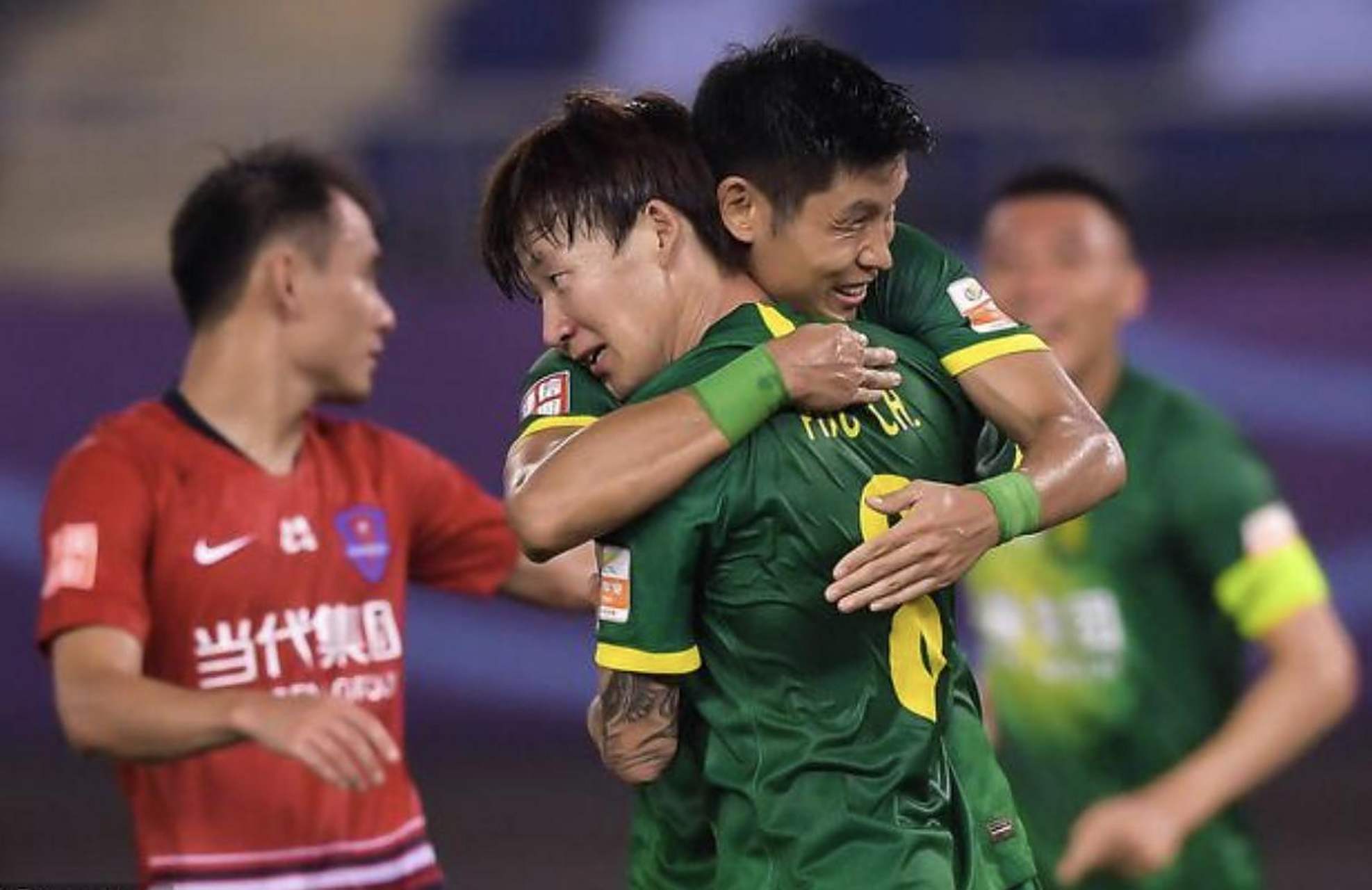 包含江苏苏宁队惨遭逆转,教练组进行调整的词条 包含江苏苏宁队惨遭逆转,教练组进行调整的词条