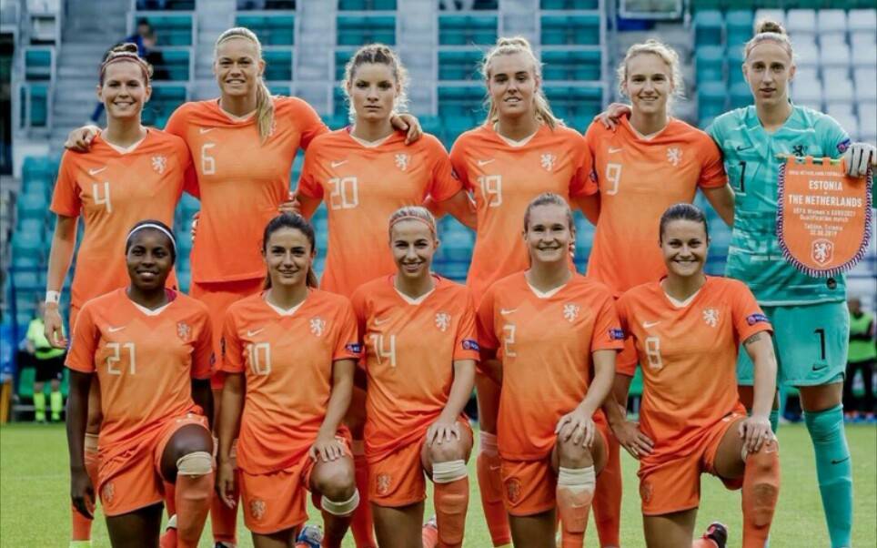 欧预赛领先队伍崭露头角，实力强劲的简单介绍