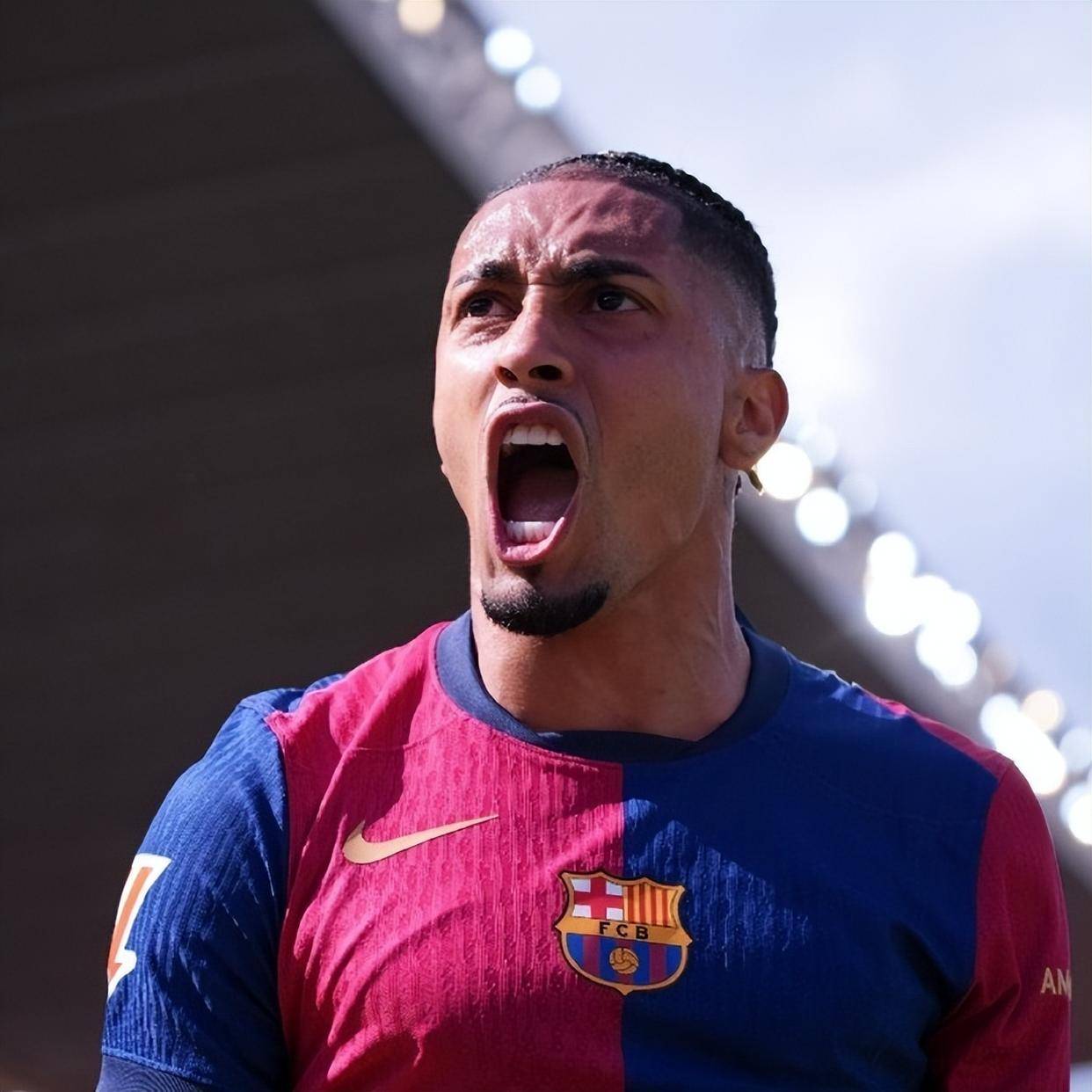 巴萨险胜，期待下一轮比赛