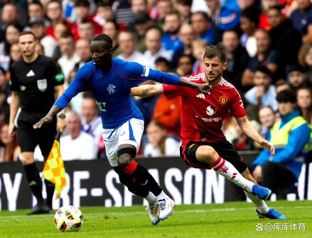 曼联在国际比赛中挑战对手 曼联在国际比赛中挑战对手