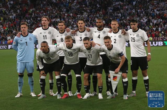 比利时队与德国队在大赛中角逐