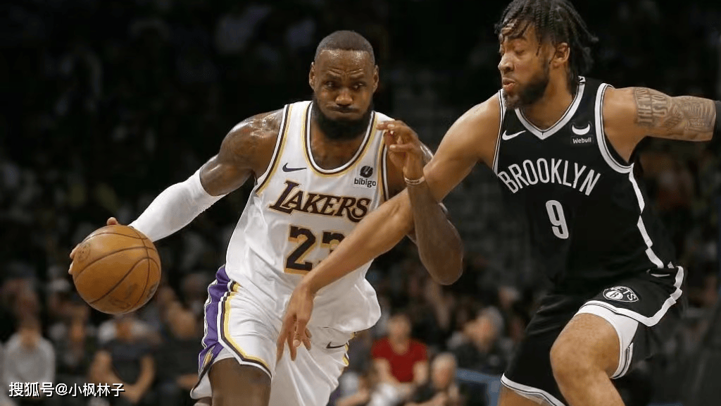 高尔夫赛事中湖人战胜对手成功晋级