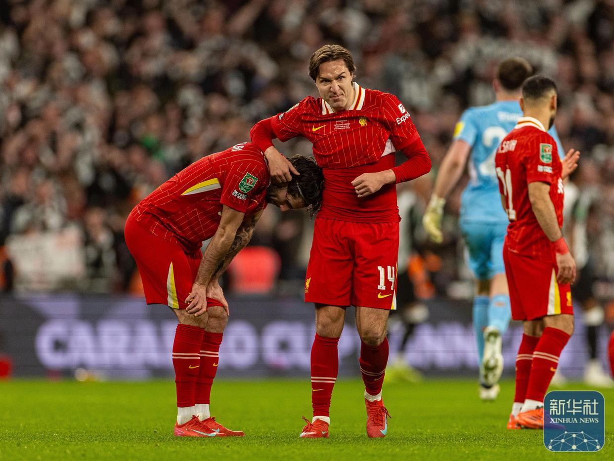 包含斯旺西纽卡斯尔之战，胜者难分胜负的词条