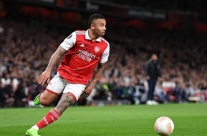 布莱顿队加油追赶，争取取得胜利