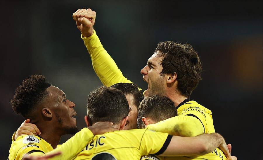 布莱顿队加油追赶，争取取得胜利