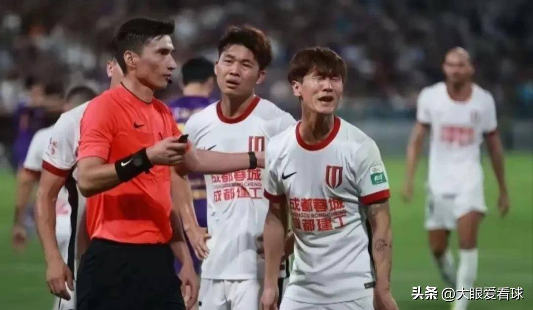 大连一方俱乐部球员备战下场比赛心情高涨的简单介绍