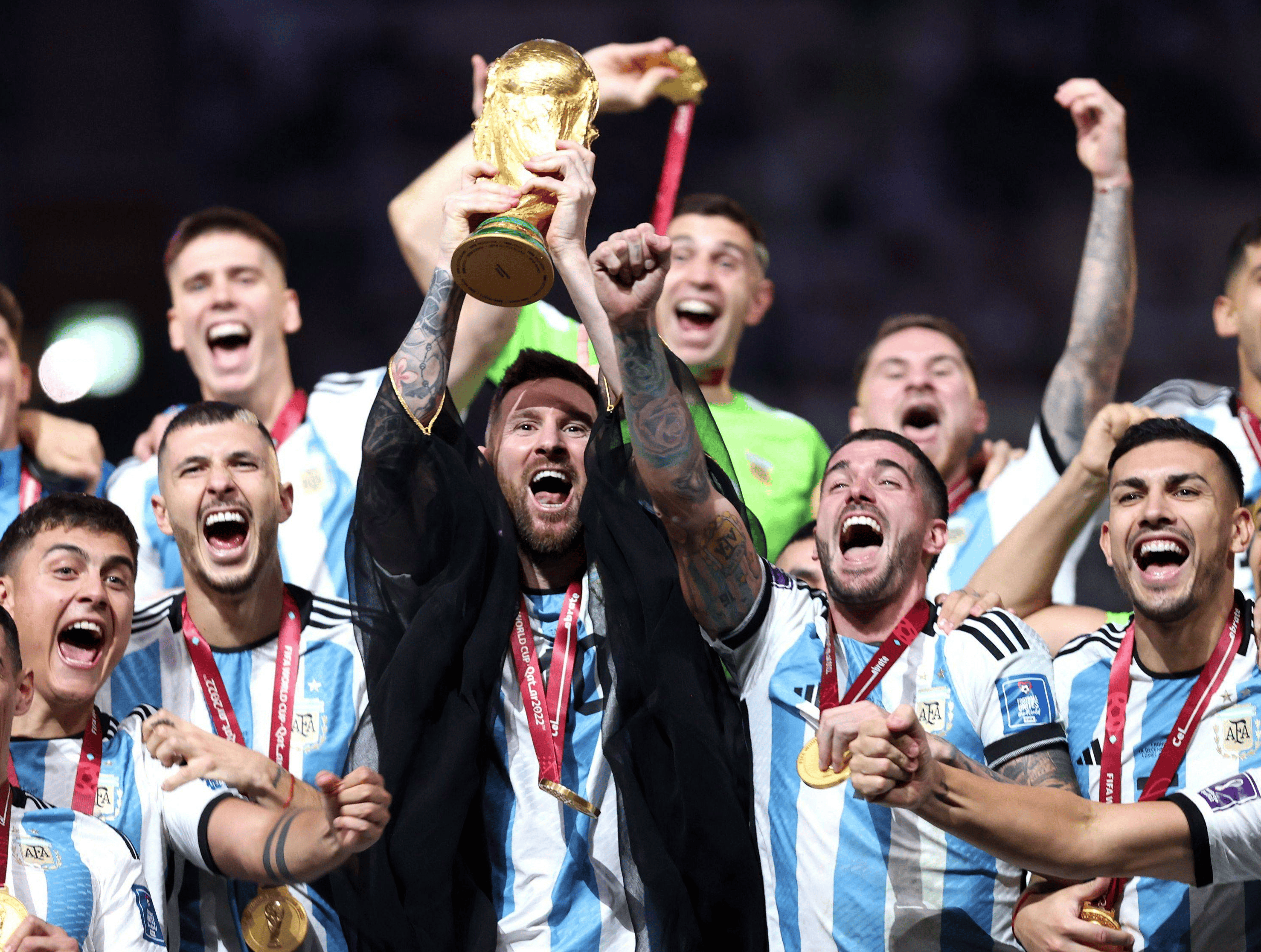 乌拉圭队大放异彩，进军八强