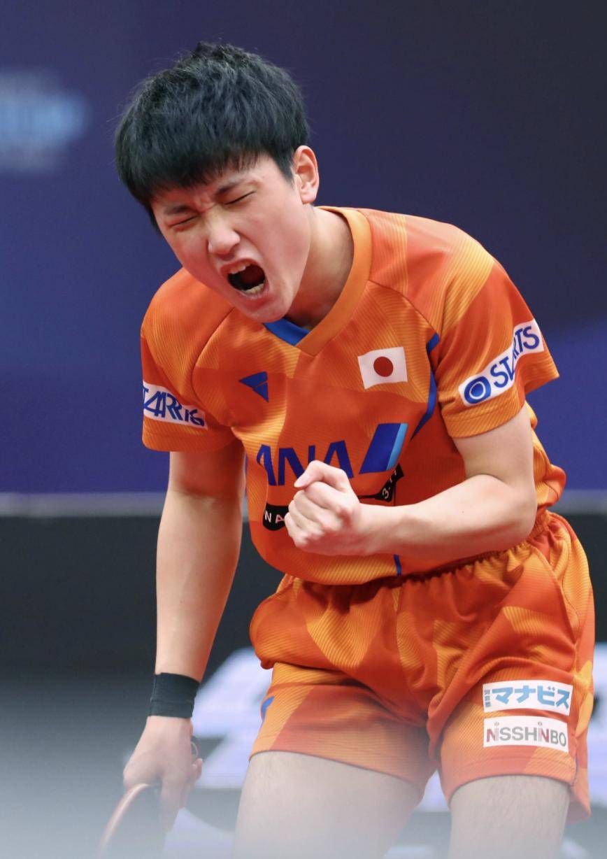 英国乒乓球队险胜德国乒乓球队，张本智和高光表现的简单介绍