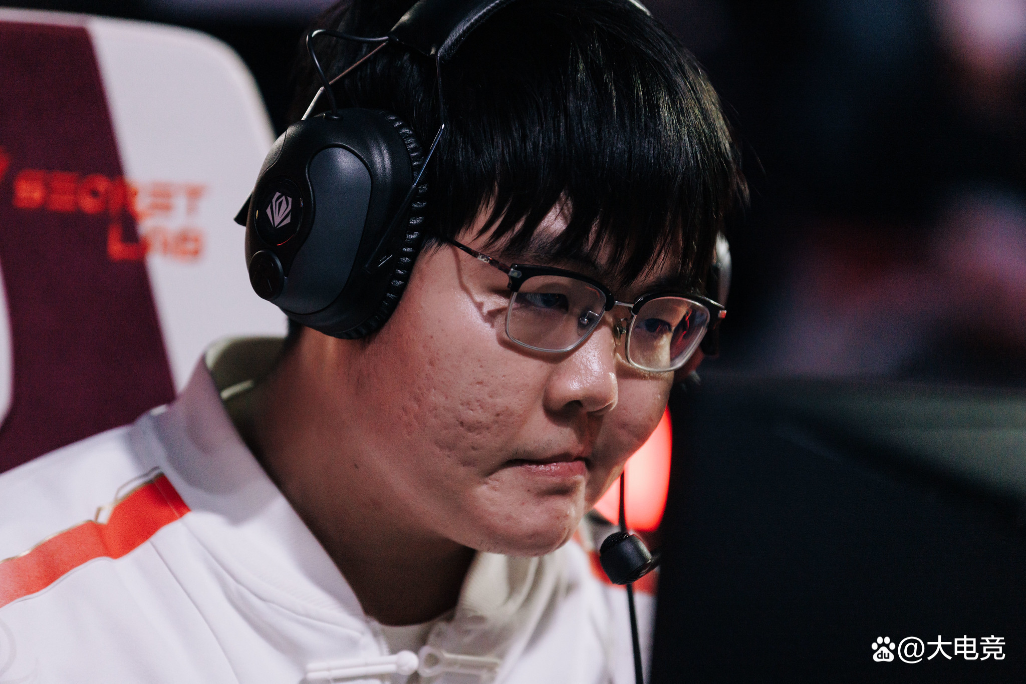 包含S赛选手发挥出色，荣膺最佳MVP的词条