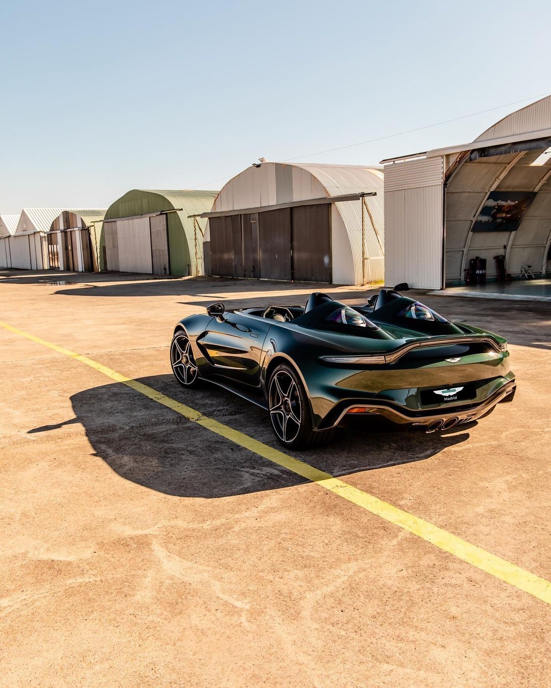 阿斯顿马丁碾压威廉姆斯,佩雷兹高光表现 阿斯顿马丁碾压威廉姆斯,佩雷兹高光表现